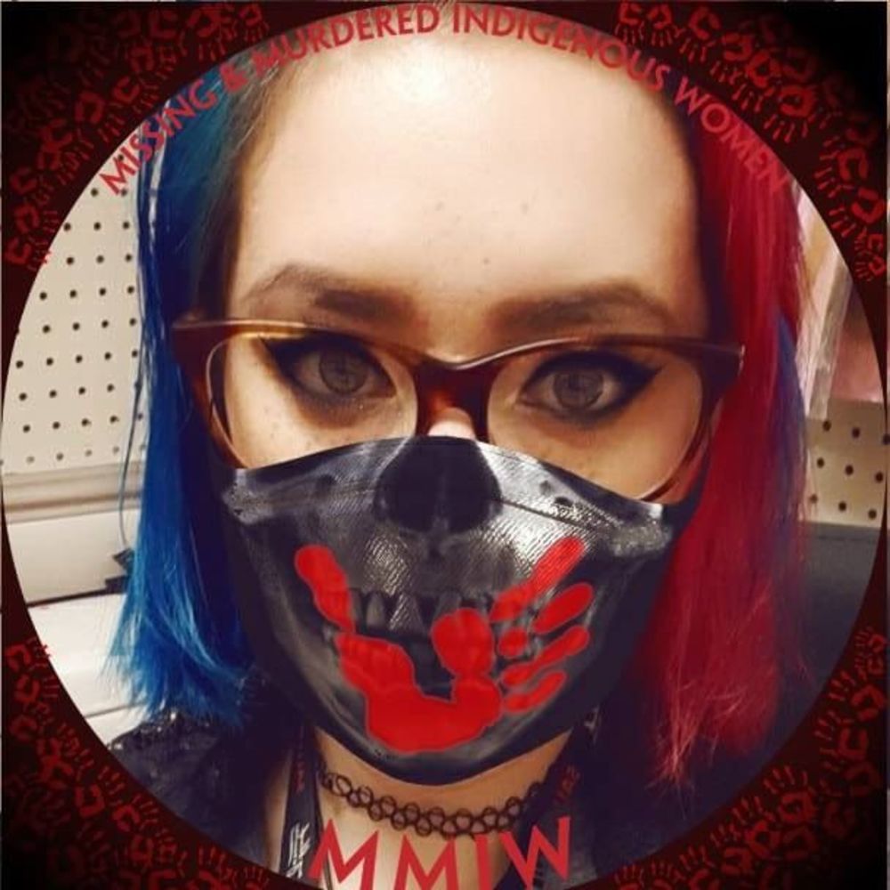 Meet your Posher, Iris